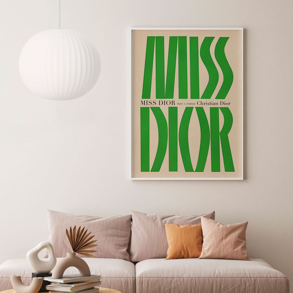 Fashion – Miss Dior 01