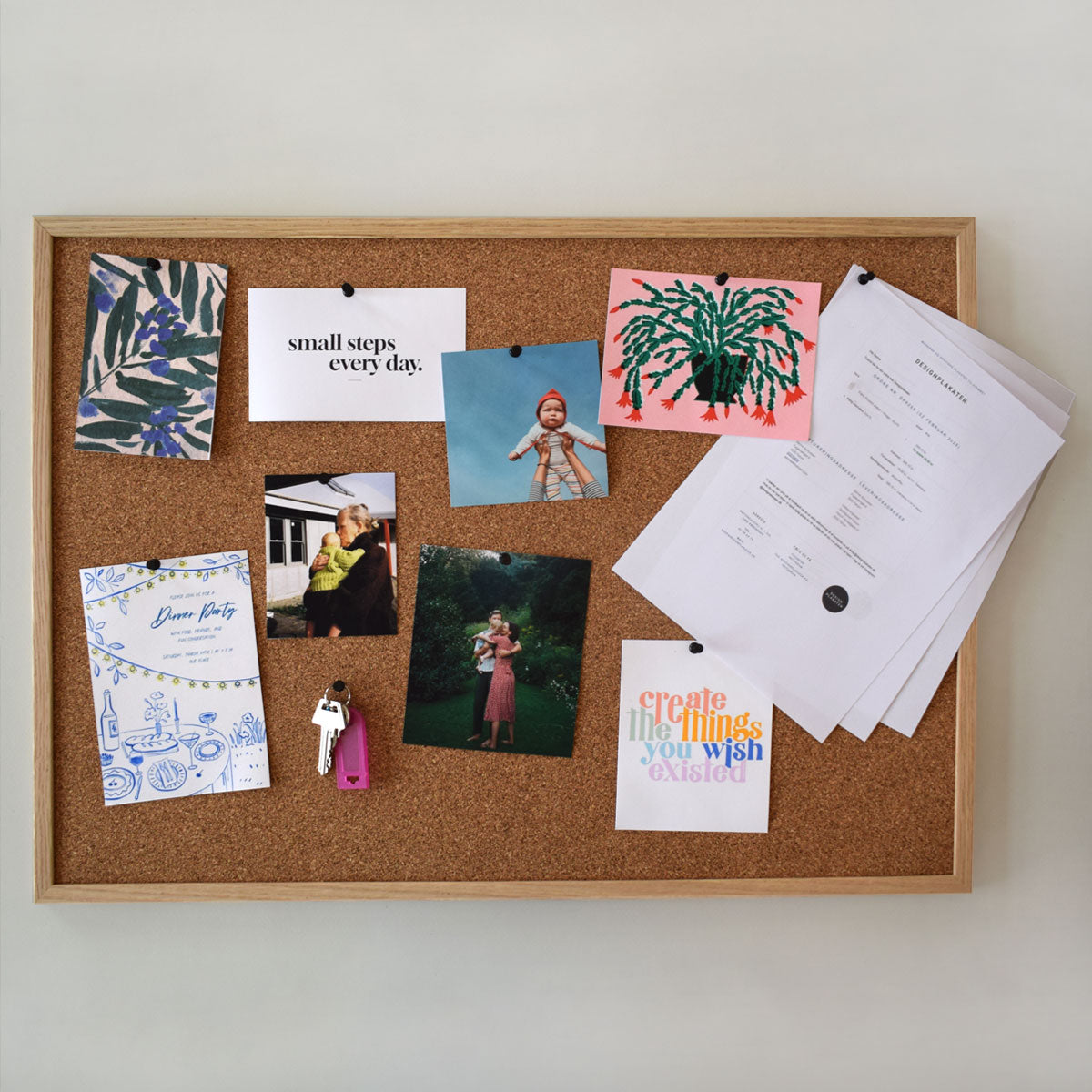 Kork-Memotafel – Schwarzer Holzrahmen